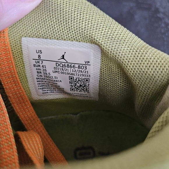 Nike Air Taco Jay Men's Bright Yellow and Orange Sneakers. Size 8 - Picture 4 of 9